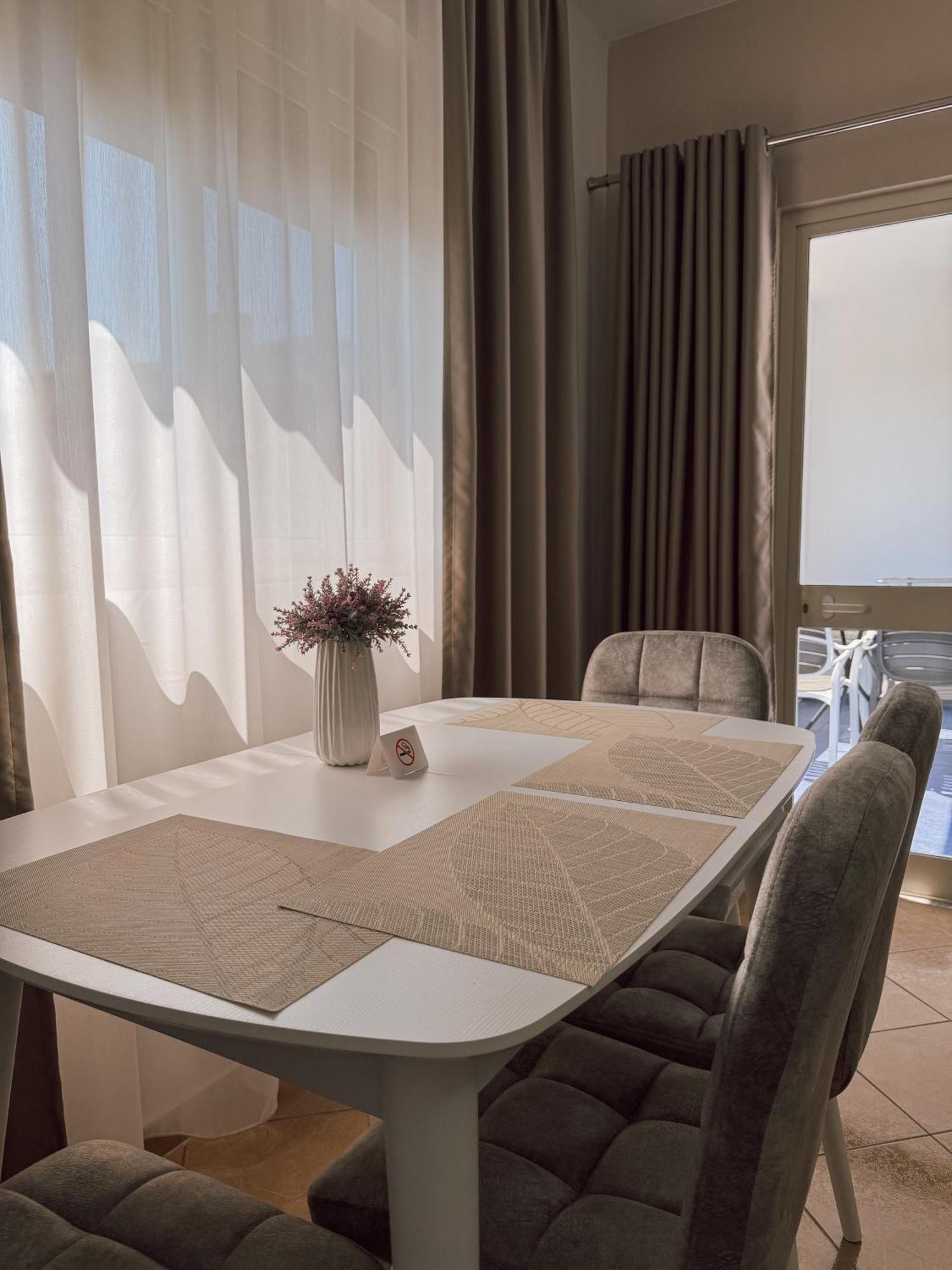 Apartament Alaia's *